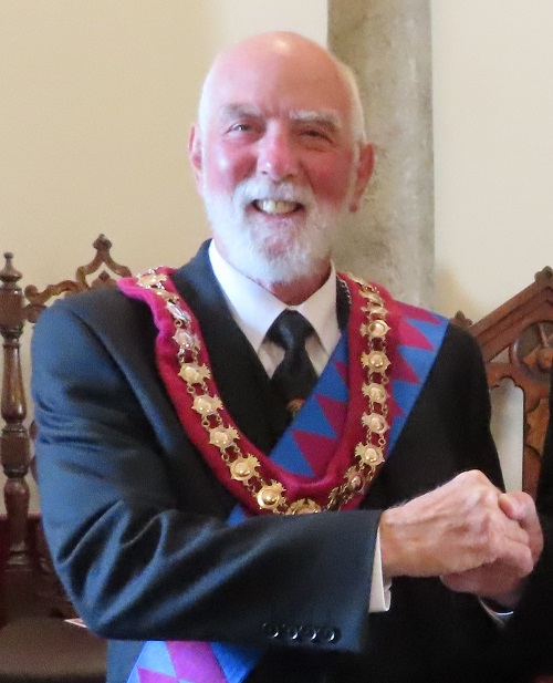 M.E.C. Donald Downie